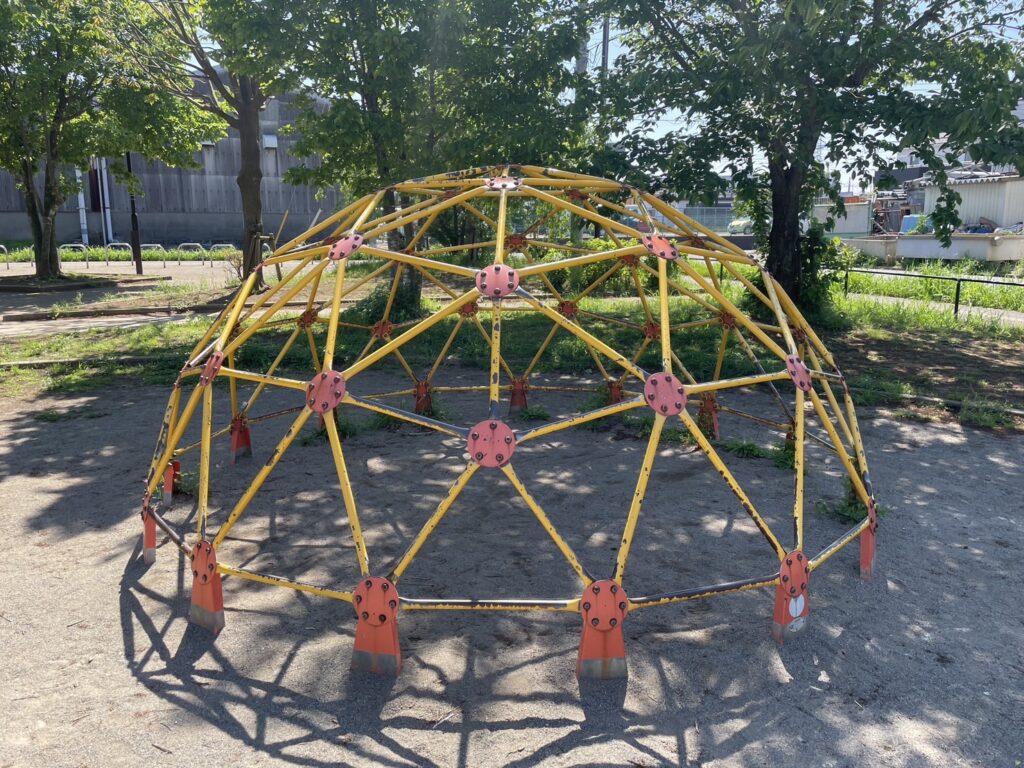 柏たなか第三公園のジャングル
