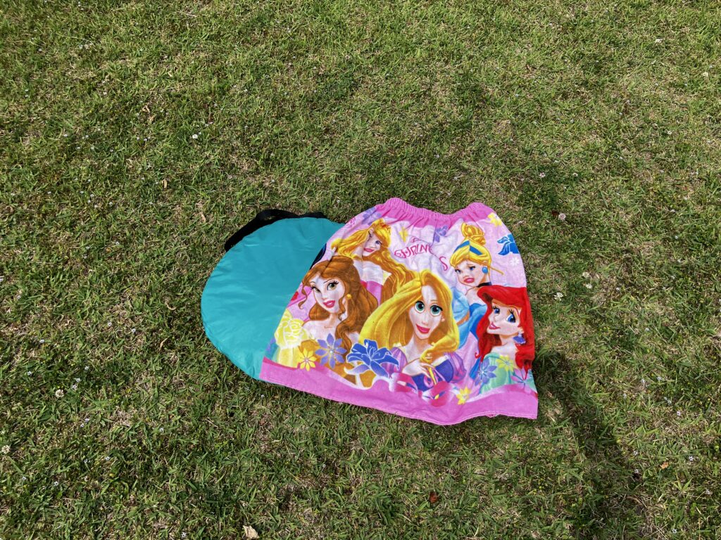 公園の水遊びはこれで安心！タオル×テントが大活躍のまとめ