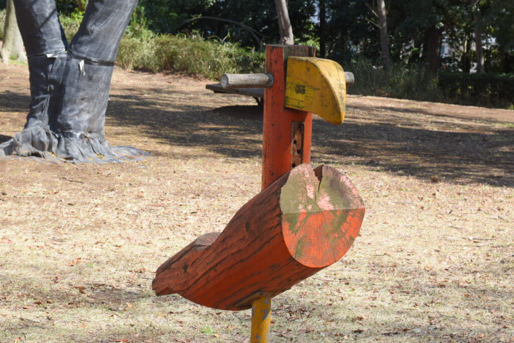 永楽台近隣公園の鳥の遊具