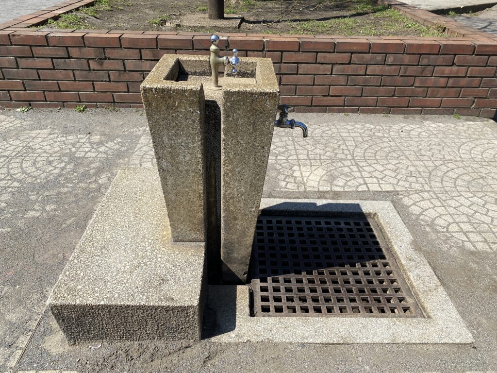 名戸ヶ谷第五公園の水道