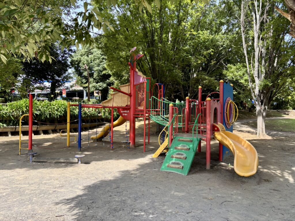 松ヶ崎中央公園の複合遊具