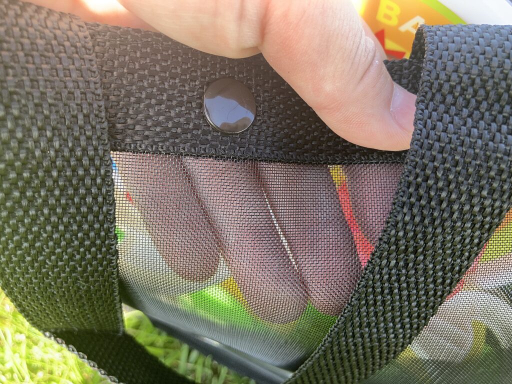 4歳ママ厳選！未就学児公園グッズ持ち運びメッシュバッグ3選のメッシュバッグブラックの通気性