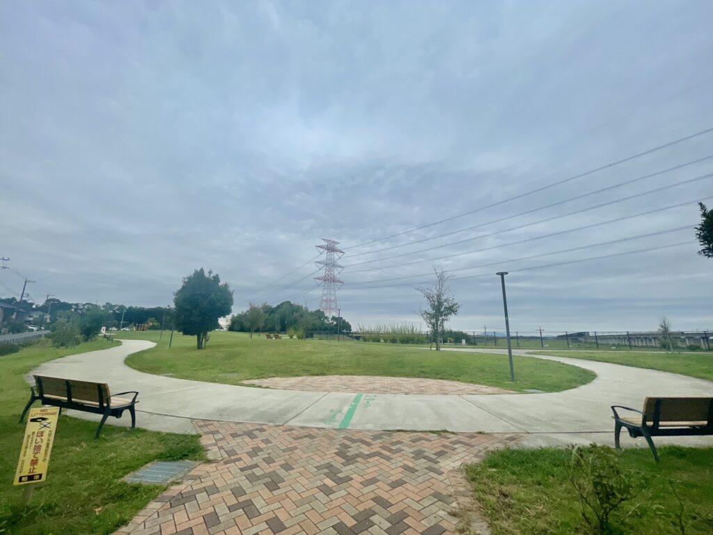 柏たなか北公園の全景