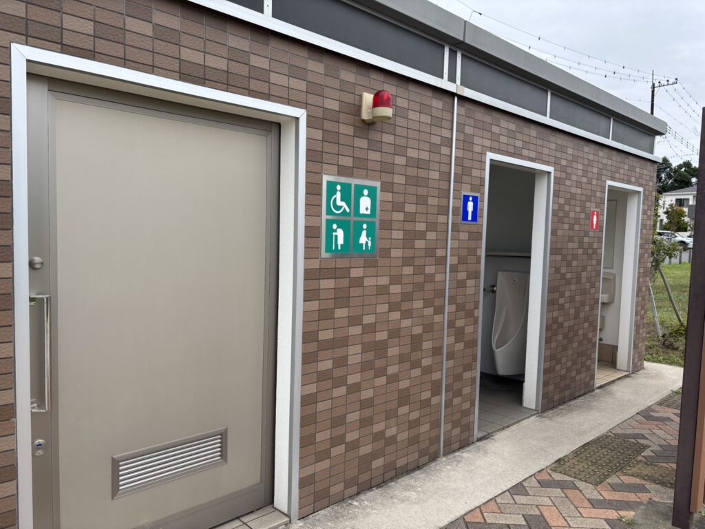 柏たなか北公園のトイレ