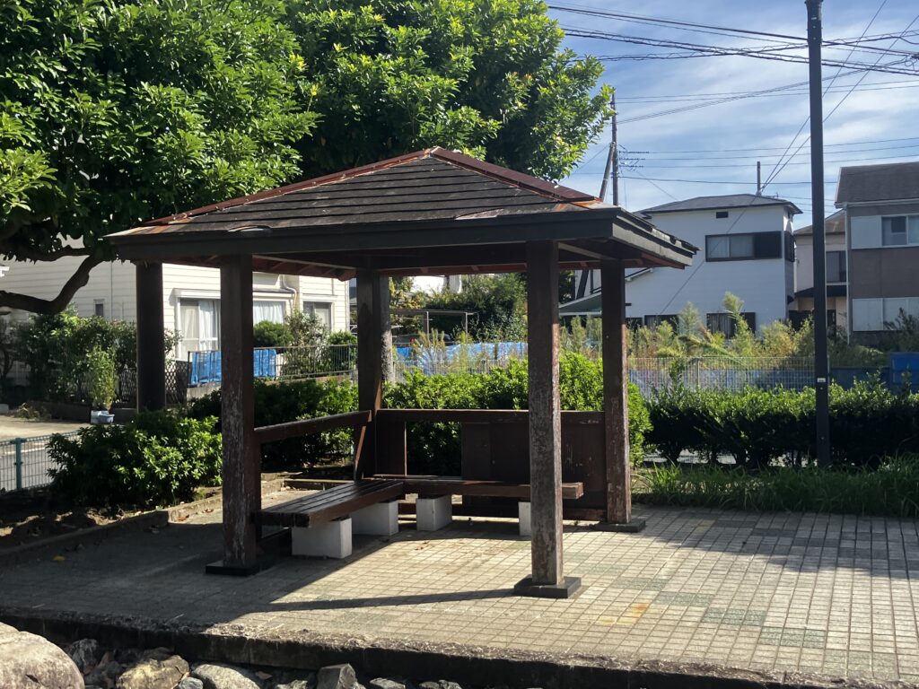 金田公園の東屋