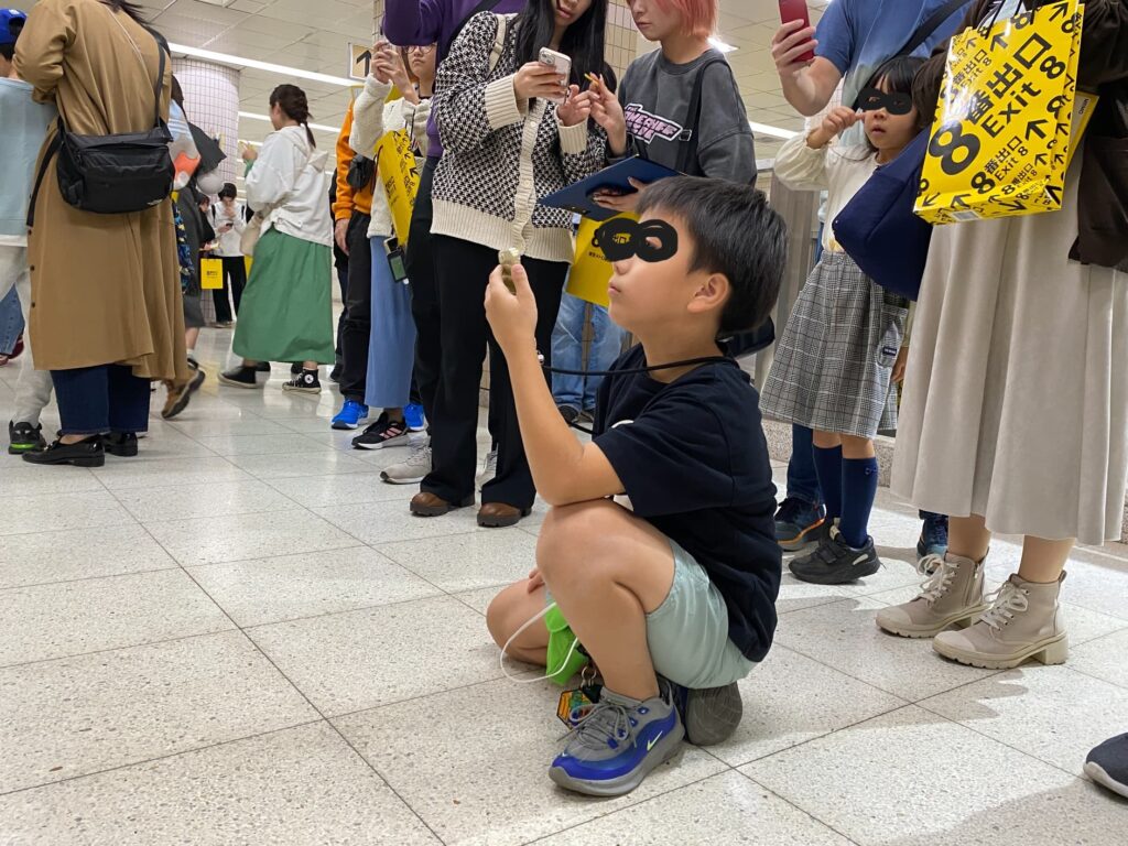 親子で観る映画レビュー『映画 8番出口』と『リアル8番出口脱出ゲーム』に挑戦！最終日はたくさんの人が