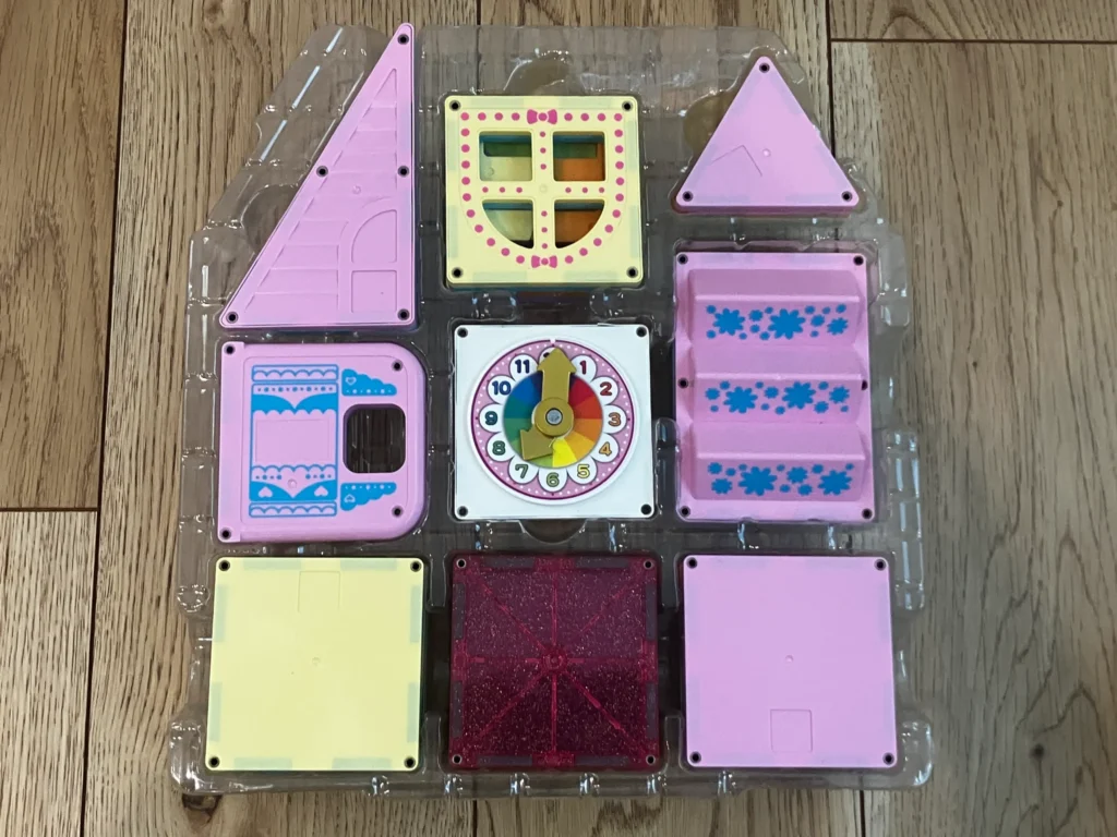 ママ厳選！0〜2歳が夢中になるクリスマスプレゼントのピタゴラス