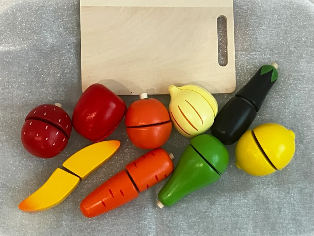 ママ厳選！0〜2歳が夢中になるクリスマスプレゼントの野菜セット