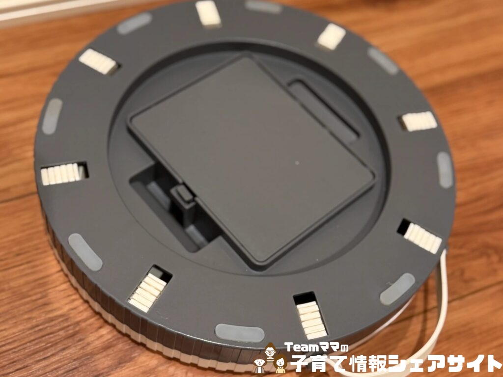 トイトレ中も安心！公園で役立つポータブルトイレの収納の様子