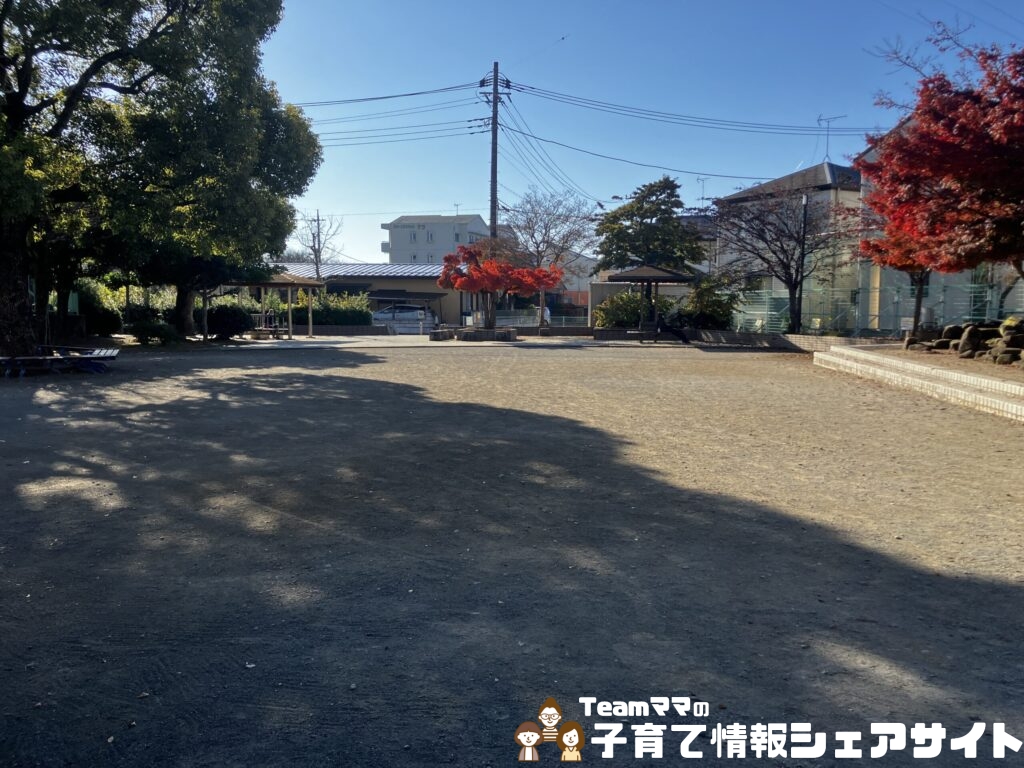 豊岡公園の広場