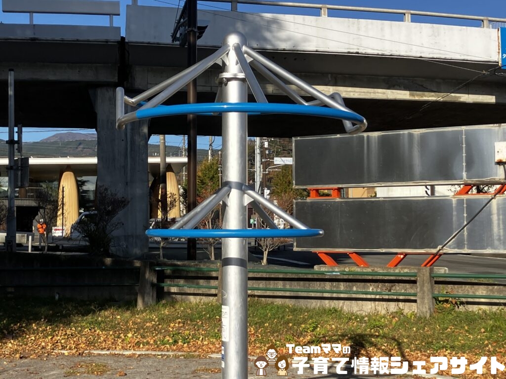 山根公園のぶらぶらツリー