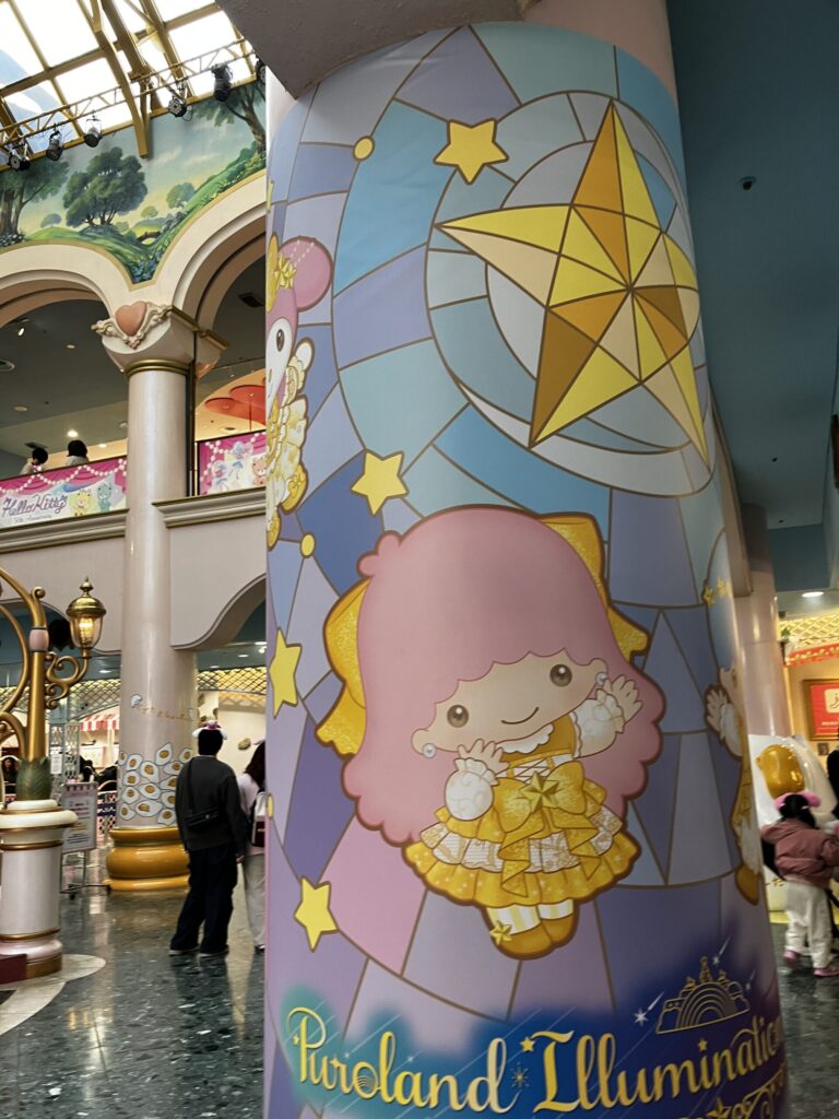 未就学児でも大丈夫？サンリオピューロランド攻略Part1の柱の装飾