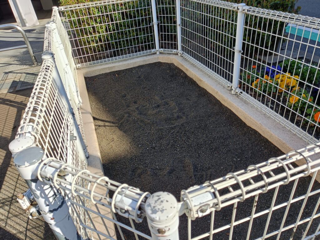 南大塚一丁目児童遊園の砂場