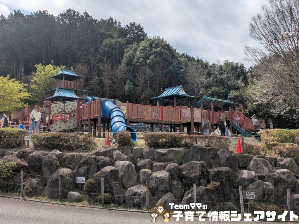 わんぱくらんどの小田原城アドベンチャーの全体