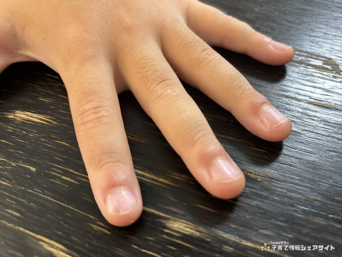 ヌルエールSを塗った後の爪 きれいで健康的な指先
